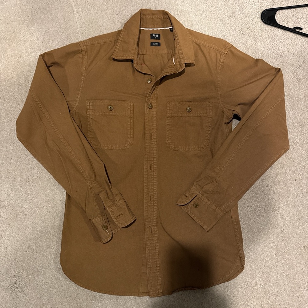 Uniqlo long sleeve button shirt men XS